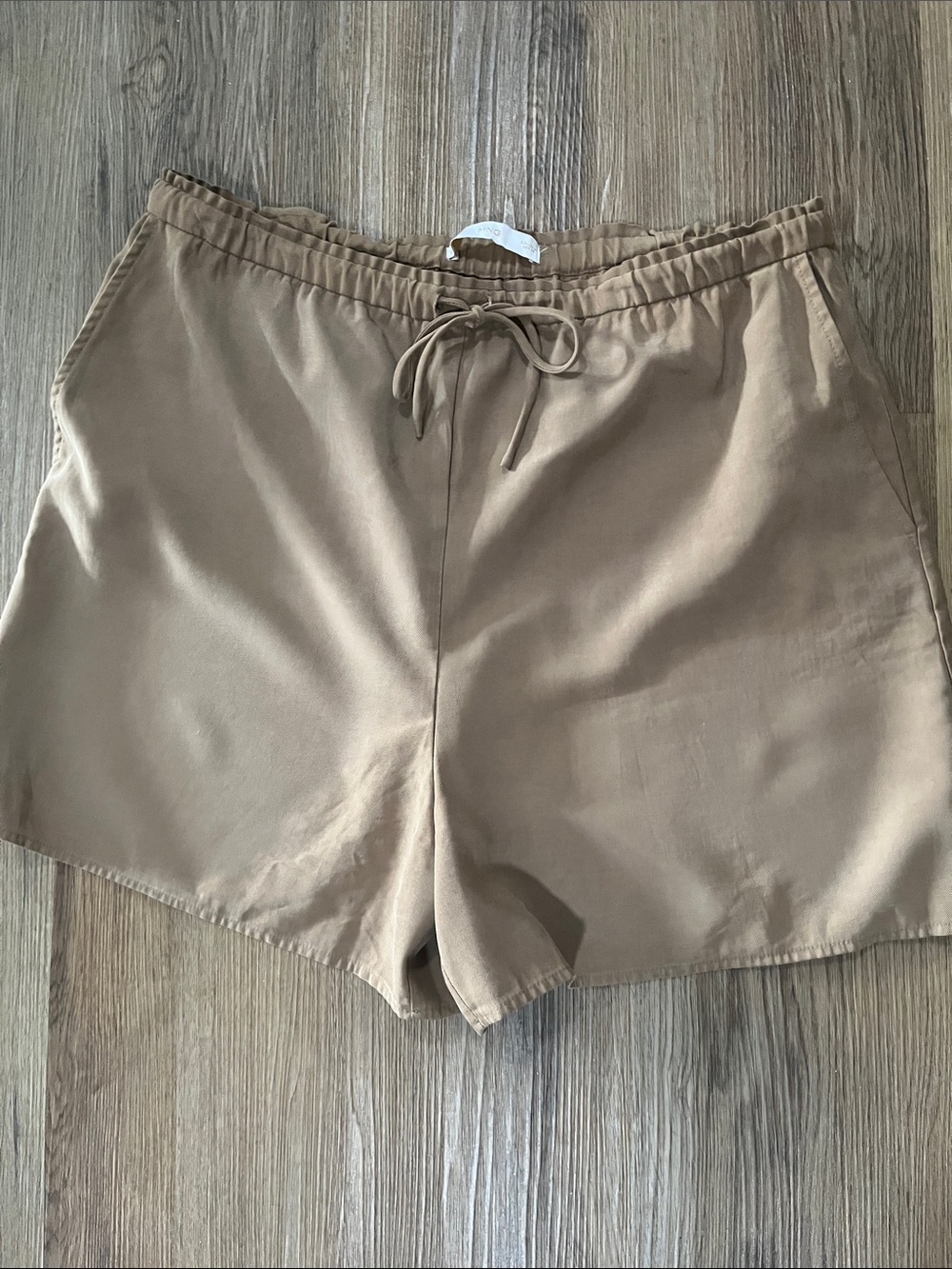 MNG Relaxed Drawstring Women’s Shorts Tan XL